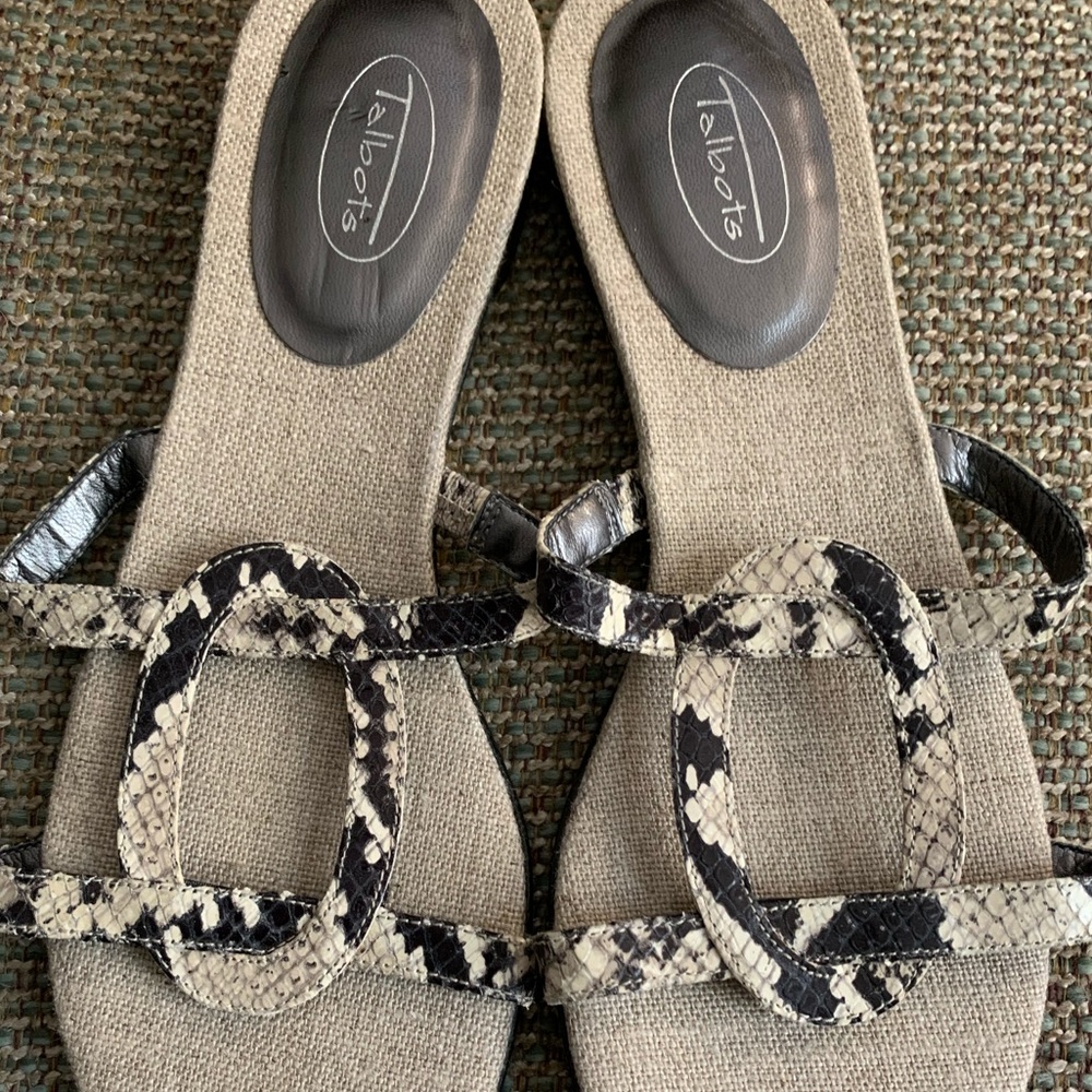 Flat Sandals